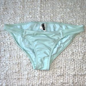 Miss Me y2k style bikini bottoms 🎀